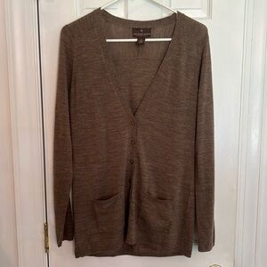 Fenn Wright Manson 100% Merino Wool Brown V Neck Button Cardigan Sweater Size M